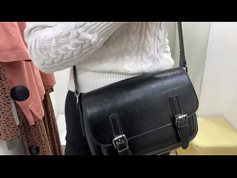 ❤️ Melancap awam perempuan jalang FeralBerry dengan dildo di dalam bilik pemasangan ☑ Video lucah pada ms.taxiporec.top ❌